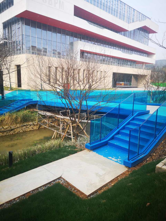 Bridge in Wenzhou-Kean University
