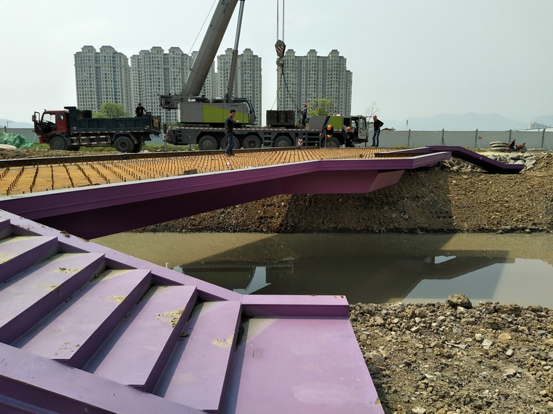 Bridge in Wenzhou-Kean University