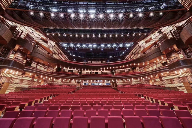 Shanghai Culture And Performance Center Project